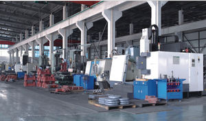 Machine de moulage par soufflage par injection d'abat-jour de couverture d'ampoules de <span class=keywords><strong>318</strong></span> tonnes LED - Product Image 2