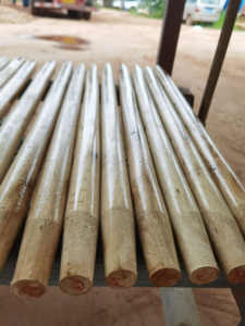 Mango de escoba de madera recubierto de PVC Color personalizado de alta calidad/Palos de fregona de madera/mango <span class=keywords><strong>Broomo</strong></span> - Product Image 6