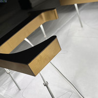 Lettres lumineuses LED rétroéclairées en or brossé blanc chaud pour enseignes extérieures pour la décoration des entreprises et des hôpitaux