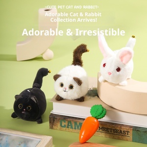 Cartone animato creativo peluche gatto bianco con una corda che scodinzola la coda portachiavi giocattolo di peluche unico con una campana per i regali - Product Image 3