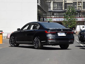 BMW 740Li 2019, berline haut de gamme luxueuse, puissante et confortable, idéale pour les affaires et <span class=keywords><strong>le</strong></span> transport VIP. - Product Image 4