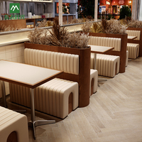 Nouvelle arrivée de meubles personnalisés pour café et restaurant ensemble de table de stand et de chaises pour café en bois massif