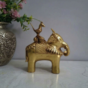 Handgefertigte Elefantenfigur mit Vogel Vintage Metall-Tierstatue Tischdekoration Feng Shui Wohnkultur - Product Image 1