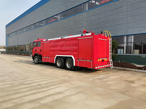 Camion de pompiers HOWO TX 6x4 à grand réservoir d'eau, poids lourd, 12000L, pour la station de pompiers de la ville et les opérations de sauvetage - Product Image 6