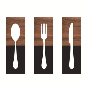Decorazione da Parete per Cucina, Set di Posate in Legno con Logo, Coltello Forchetta e Cucchiaio, Stile Antico da Appendere - Product Image 3