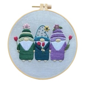 Kit de Broderie DIY Père Noël et Renne pour Décoration de Noël, Idéal pour Débutants en Point de Croix - Offre Spéciale - Product Image 2