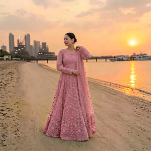 Conjunto Anarkali Rosa Bordado de Estilo Indio-Pakistaní, Largo hasta el Tobillo, con Encaje y Organza, para Fiestas y Bodas, para Mujer - Product Image 1