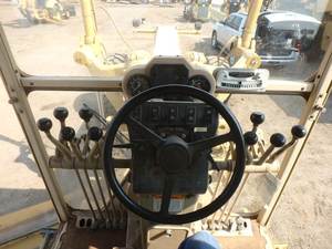 Komatsu 12G140K รถหนอนผีเสื้อมือสอง140ชม. สำหรับเครื่องปรับระดับ2018-2023รุ่นคุณภาพส่งออก - Product Image 6