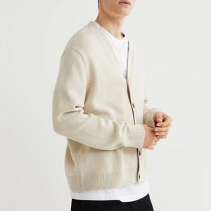 Cómodo fabricante Casual de talla grande Ralph suéter de color sólido con cuello en V suéter de punto para hombre cárdigan - Product Image 4