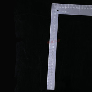 Regla Triangular Metálica de 30 cm Métrica para Dibujo y Carpintería - Product Image 1