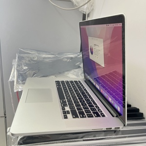 Ordinateur portable MacBook <span class=keywords><strong>Pro</strong></span> A1398 <span class=keywords><strong>2015</strong></span> avec Touch Bar, écran 15 pouces, corps métallique, spécialement conçu pour un usage personnel. - Product Image 3