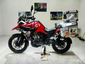 มอเตอร์ไซค์กีวี 400X สปอร์ตไบค์ เครื่องยนต์เบนซิน 400 ซีซี ให้สมรรถนะทรงพลัง เหมาะสำหรับการขับขี่บนถนน - Product Image 5