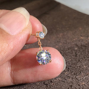 Orecchini Pendenti in Zircone Oro Rosa, Taglio Brillante Rotondo, Montatura a Griffe, Gioielli Classici da Donna per Feste, in Lega - Product Image 4