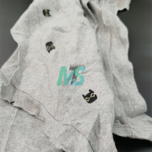Vente en gros de chiffons de déchets de coton mutilé 10kg 25kg chiffons d'essuyage de t-shirt coupés en balle pour le nettoyage industriel marin - Product Image 5