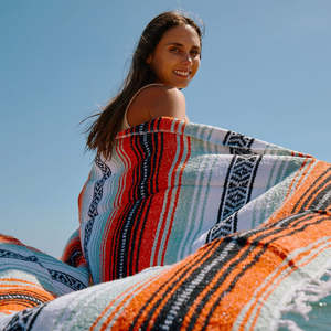 ヨガピクニックやキャンプ用の快適な投げタオル用カスタム手織りメキシコ製セラペブランケットジャカードスタイル - Product Image 6