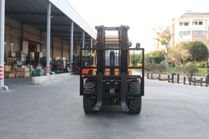 รถฟอร์คลิฟท์3ตันรถฟอร์คลิฟท์สำหรับพื้นที่ขรุขระได้รับการรับรองจากผู้เชี่ยวชาญ - Product Image 4