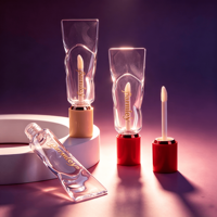 Vente en gros de tubes à gloss à lèvres de luxe uniques de 10 ml, tubes en forme de tube, logo personnalisé, flacon de correcteur avec applicateur, conteneur cosmétique, flacon rechargeable