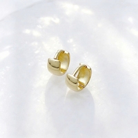 Boucles d'oreilles créoles épaisses en or massif 18 carats, polies et lisses, 8,8*4,4 mm de large, classiques pour femme, gageables