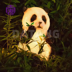Lámpara LED 3D de Panda Grande para el Día de Año Nuevo, Cuerpo de Resina y Fibra de Vidrio Impermeable IP65 para Iluminación de Jardín, Bodas y Festivales al Aire Libre - Product Image 2