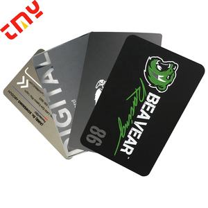 مخصص شعار 0.8 مللي متر للطباعة الليزر قطع الفاخرة مات إنهاء الأسود زهرة بيضاء الذهب الفولاذ المقاوم للصدأ بطاقة الأعمال المعدنية مع فتحة - Product Image 2