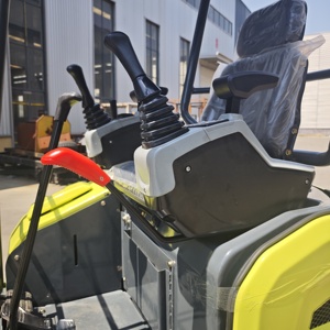 Mini-excavatrice de 1,8 tonne, conception et production spéciales pour l'Europe, livraison à domicile - Product Image 5