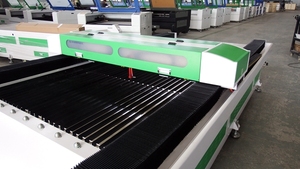 Leapion 1325 90W Co2 tubo del laser di alimentazione automatica CCD della macchina fotografica per tessili per la indumento in tessuto <span class=keywords><strong>vestiti</strong></span> di cotone di taglio - Product Image 2