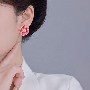 2024 Ankora Red Luxury High-End Flower <b>Earrings</b> Elegant Socialite Style for Women New <b>Fashion</b> <b>Drop</b> <b>Earrings</b> - Product Image 4