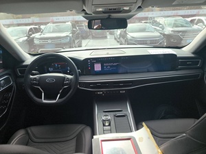 سيارة دفع رباعي مستعملة، عرض كبير، محرك بنزين <span class=keywords><strong>2.3</strong></span>، دفع رباعي، 7 مقاعد - Product Image 6