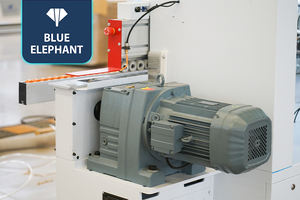 Machine de chantournage entièrement automatique 450SG, vitesse d'alimentation maximale de 23 m/min avec préchauffage à air chaud et suivi de profil - Product Image 5