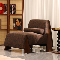Fauteuil de détente moderne rembourré, fauteuil d'appoint avec structure en bois massif et pieds triangulaires pour salon ou salle de séjour
