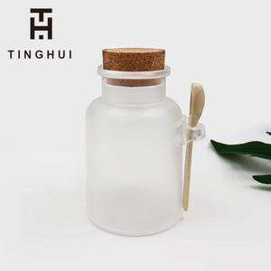 Bouteille vide en plastique sablé de 100 ml, 300 ml, 500 ml pour sels de bain, avec bouchon en liège et cuillère en bois, contenant cosmétique - Product Image 6