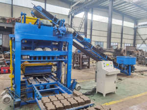 <span class=keywords><strong>Qt4</strong></span>-<span class=keywords><strong>24</strong></span> de construction 4-25 Super <span class=keywords><strong>machine</strong></span> à fabriquer des briques à vendre Congo Max Brick Blockmaking Machinery - Product Image 2