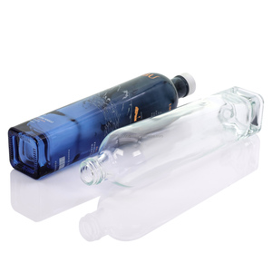 Bouteille de vin en verre transparente vide avec logo, 500ml, 700ml, 750ml, avec bouchon à vis en aluminium pour <span class=keywords><strong>vodka</strong></span>, whisky, gin, eau et autres boissons – Vente en gros - Product Image 2