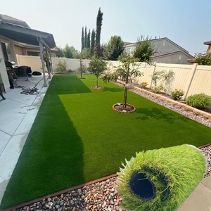 Couverture d'herbe artificielle <span class=keywords><strong>de</strong></span> haute qualité <span class=keywords><strong>de</strong></span> 20 à 30mm/aménagement paysager <span class=keywords><strong>de</strong></span> <span class=keywords><strong>jardin</strong></span>/cour/bureau, gazon synthétique doux - Product Image 4