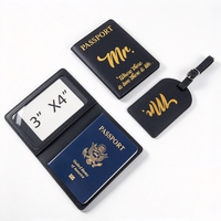 Ensemble porte-passeport et étiquette de bagage en cuir PU personnalisé Mr et Mme, cadeau de voyage de lune de miel sur mesure, organiseur de documents