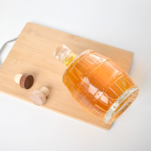 Botellas <span class=keywords><strong>de</strong></span> cristal <span class=keywords><strong>de</strong></span> <span class=keywords><strong>licor</strong></span> estilo barriles <span class=keywords><strong>de</strong></span> madera al por mayor para vino <span class=keywords><strong>de</strong></span> fruta vinificador <span class=keywords><strong>de</strong></span> ciruela <span class=keywords><strong>casero</strong></span> con corcho - Product Image 4