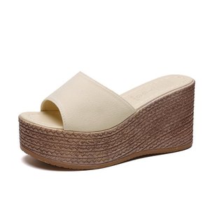 Sandales pour femmes à la mode et simples, avec semelles épaisses et talons compensés, pantoufles monobloc, vente en gros d'usine - Product Image 5