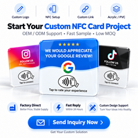 Panneau d'avis NFC en acrylique imprimé sur mesure avec dos adhésif et code QR pour affichage des commentaires clients sur les comptoirs de service de café