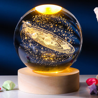 Lampe LED USB Veilleuse Système Solaire Astronaute sur Lune, Boule de Cristal Polie DIY, Art 3D, Cadeau de Noël et d'Anniversaire pour Enfants