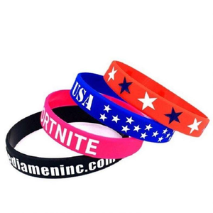 Bracelet en silicone nautique personnalisé, étanche, avec logo gravé et rempli par injection d'encre, pour promotion - Product Image 3