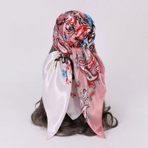 Foulards carrés en satin de polyester de 90 cm, design élégant et tendance, imprimés pour femmes, hijab, protection solaire automne, foulards de poignet - Vente en gros - Product Image 4