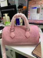 Sac de voyage pour femme en cuir PU à faible MOQ, avec strass scintillants et matière suédée à pois, à porter à la main
