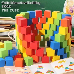 Blocchi di Costruzione in Legno Colorati per l'Educazione Precoce dei Bambini, Cubi Quadrati per l'Assemblaggio di Forme Geometriche Tridimensionali, Giocattoli Educativi - Product Image 1
