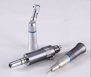 Ensemble de pièces à main dentaires à basse vitesse : pièce à main droite et pièce à main contra-angle à alimentation externe eau-air - Product Image 1