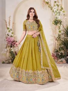 Ensembles pour femmes à la mode Belle Lehenga Choli avec codage Dori Thread & Sequence Work - Product Image 6