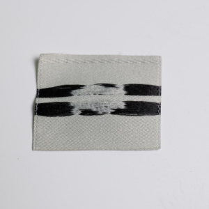 Étiquette tissée en détresse Vintage Retro Fashion Tag Design personnalisé effet délavé - Product Image 2
