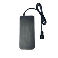 Chargeur portable durable 48V 2A ABS compatible avec la batterie au lithium 3 broches Gazelle pour vélo électrique 48V