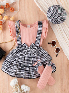 Conjunto Casual de Cuatro Piezas para <span class=keywords><strong>Niñas</strong></span>, Verano 2025, Cuello Redondo, Top con Mangas Volantes, Vestido a Cuadros, Calcetines y Sombrero para <span class=keywords><strong>Niñas</strong></span> - Product Image 2
