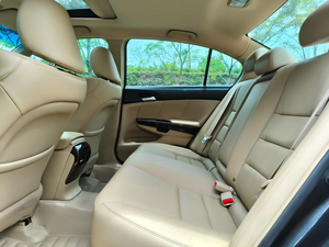 <span class=keywords><strong>Honda</strong></span> <span class=keywords><strong>Accord</strong></span> 2.0L SE <span class=keywords><strong>2013</strong></span> Negro en Buen Estado, Auto de <span class=keywords><strong>Segunda</strong></span> <span class=keywords><strong>Mano</strong></span> para Exportación - Product Image 6