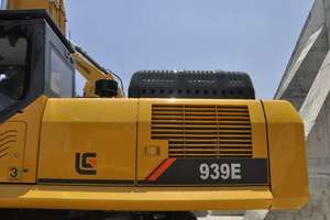 Machines de chantier Liugong d'occasion sur chenilles Pelleteuse Liugong 939e vendue à bas prix - Product Image 4